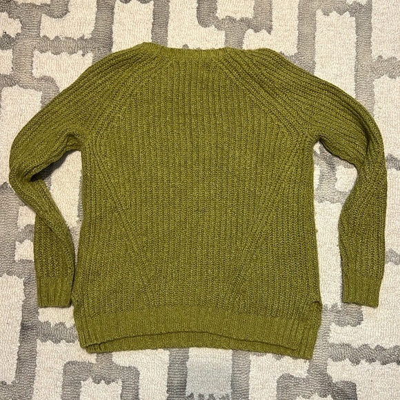 American Eagle Avocado Green Sweater - S - Picture 3 of 8